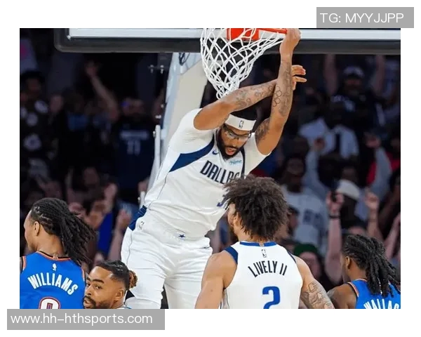 浓眉挡拆展现强大防守弗拉格精准三分助攻球队逆转局势