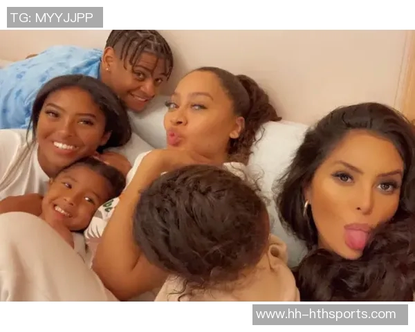 瓦妮莎分享美照闺蜜们鼓励我多拍照甜瓜前妻拉拉调侃我是你的闺蜜 瓦妮莎分享美照闺蜜们鼓励我多拍照甜瓜前妻拉拉调侃我是你的闺蜜