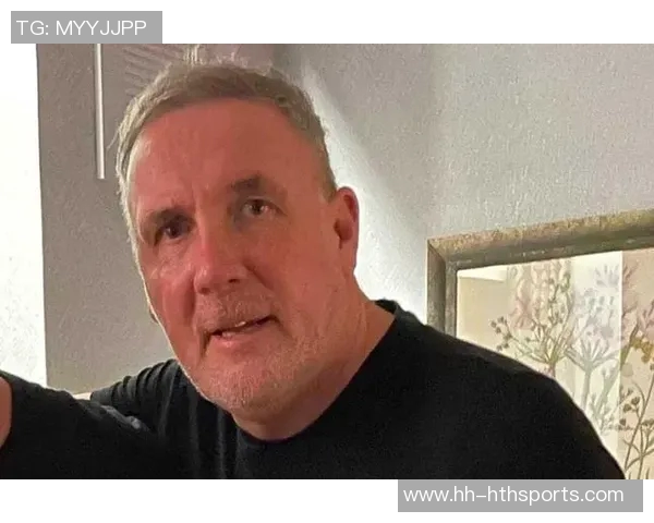 曼联赛季中期再次解雇主帅滕哈赫时机引发热议与争论 曼联赛季中期再次解雇主帅滕哈赫时机引发热议与争论